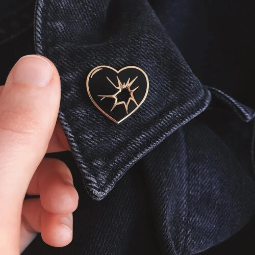 "Hole In The Heart" Pin Gold