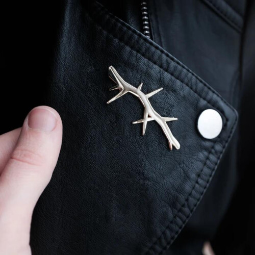 "Thorns" Pin Silver